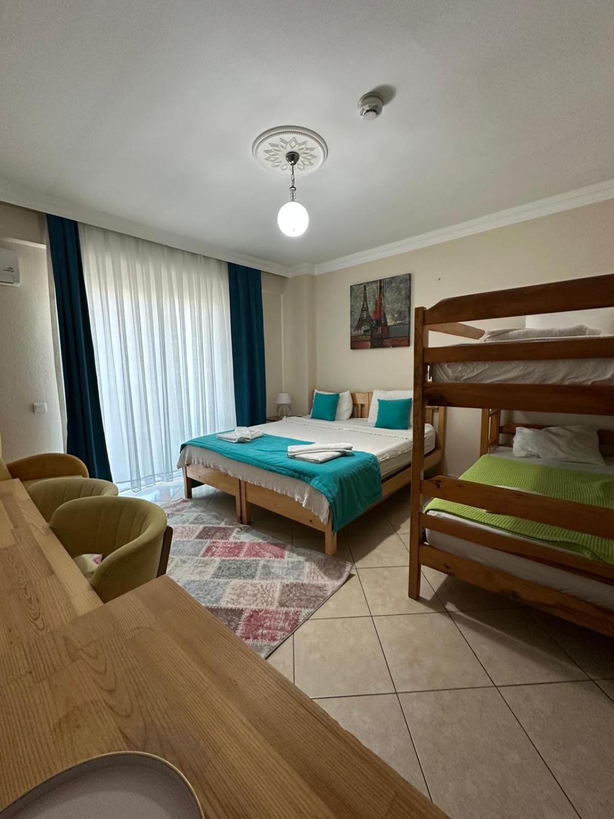 Kampues Garden Otel 4*